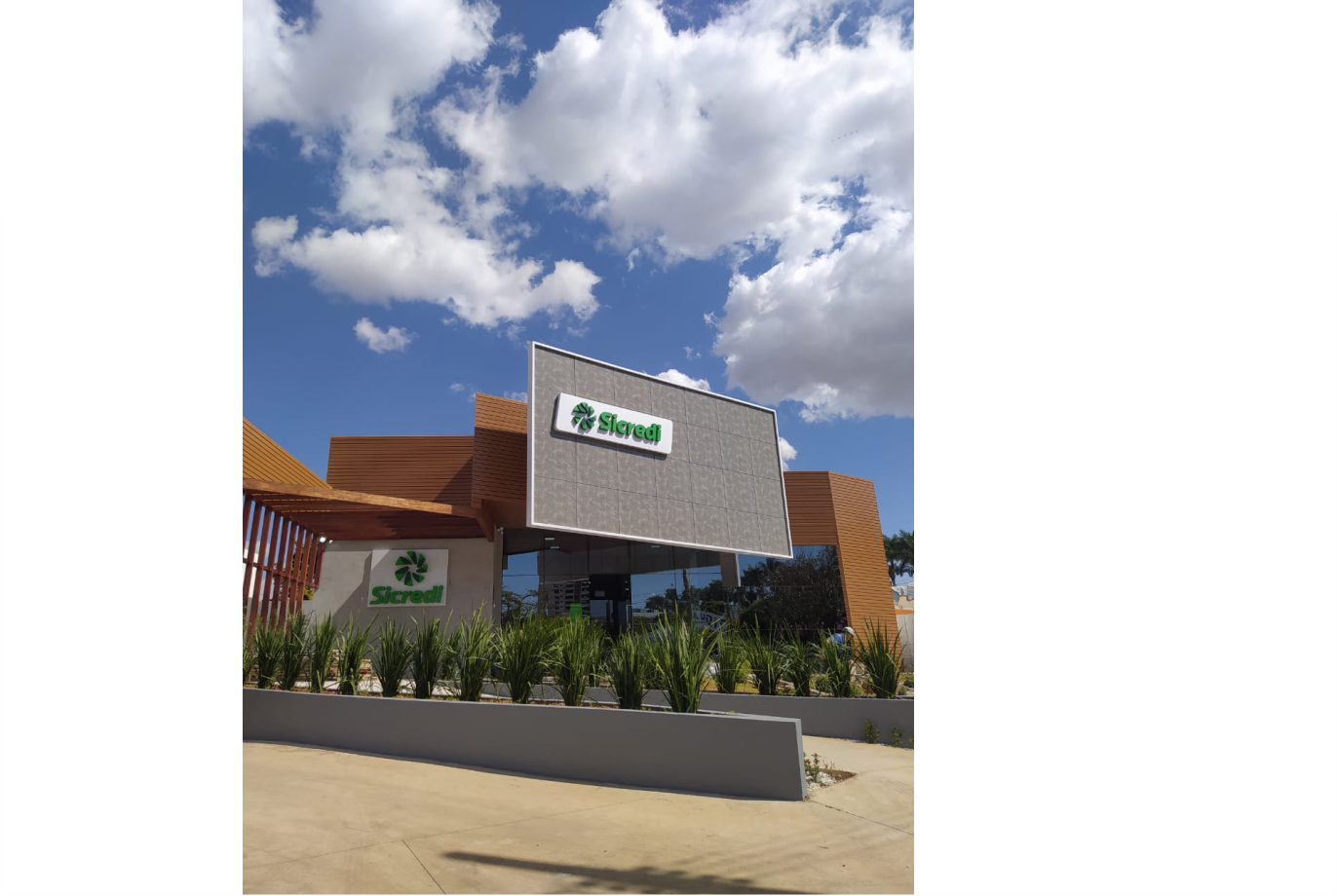Sicredi inaugura agência em Patrocínio/MG