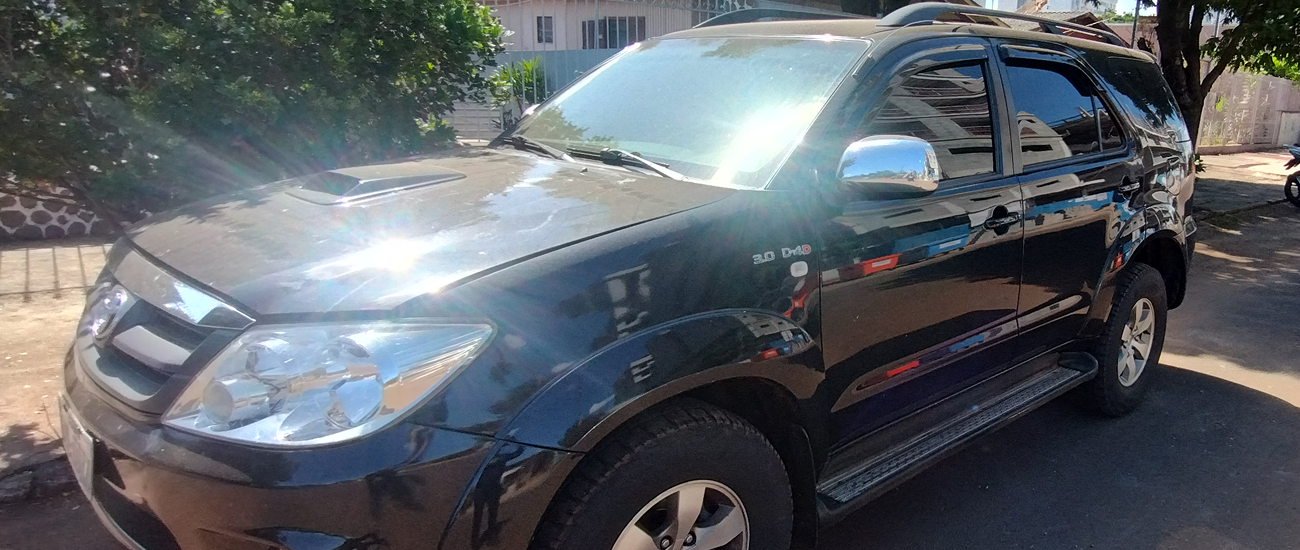  Toyota - Hilux SW4 SRV D4-D 4x4 3.0 TDI Dies. Aut 