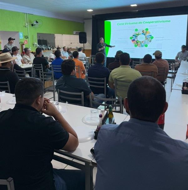  Associados reunidos em Caruaru (PE) 