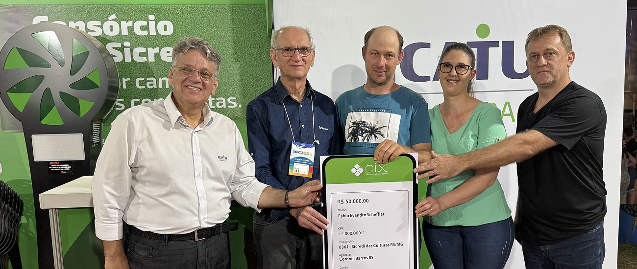 Associado do Sicredi em Coronel Barros recebe premiação do Seguro de Vida