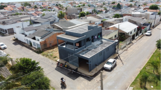  Vista aérea do imóvel 