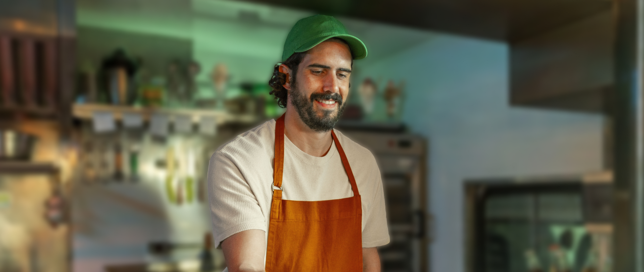  Homem sorrindo 