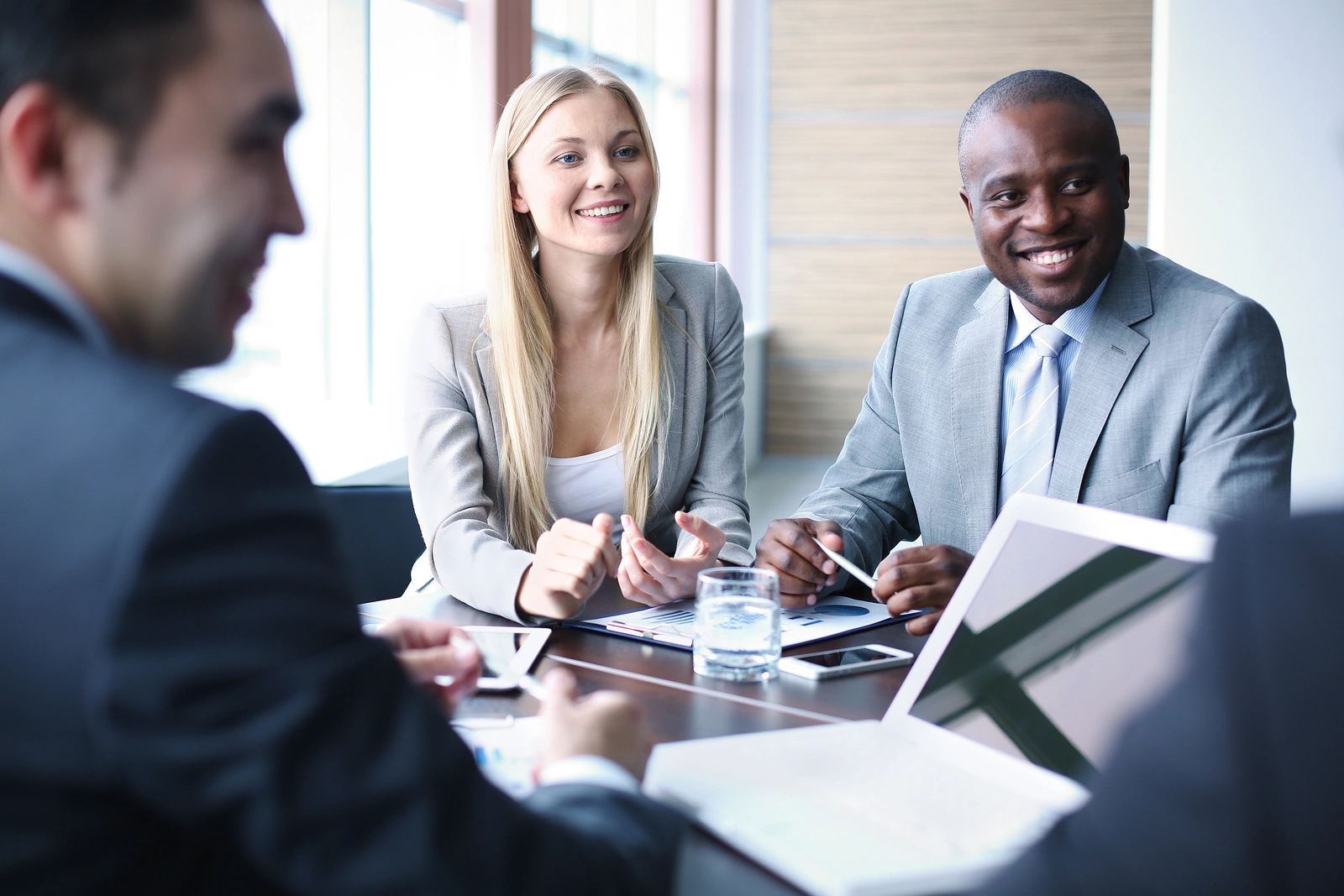  Business-People-HD-Wallpapers-9137002571035268987.jpg 