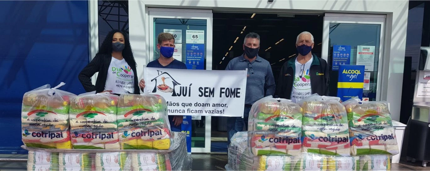  Entrega doações dia c 2021-8709132252848087484.jpg 