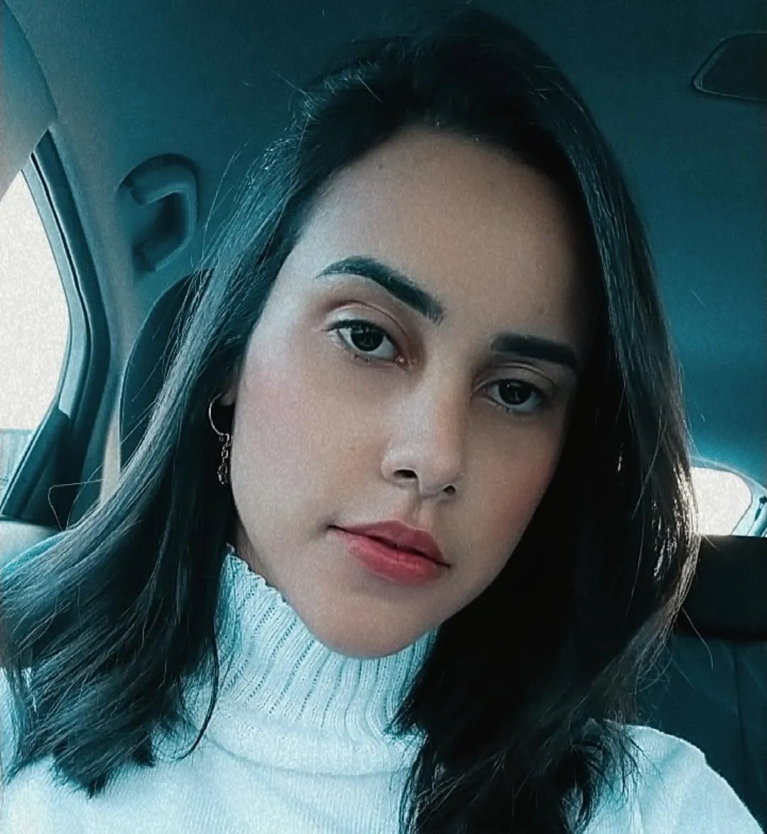  foto de uma pessoa 