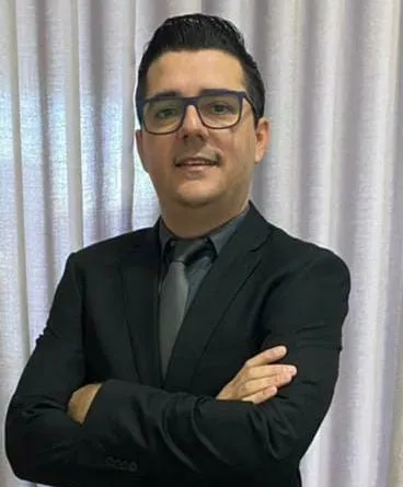 foto de uma pessoa 
