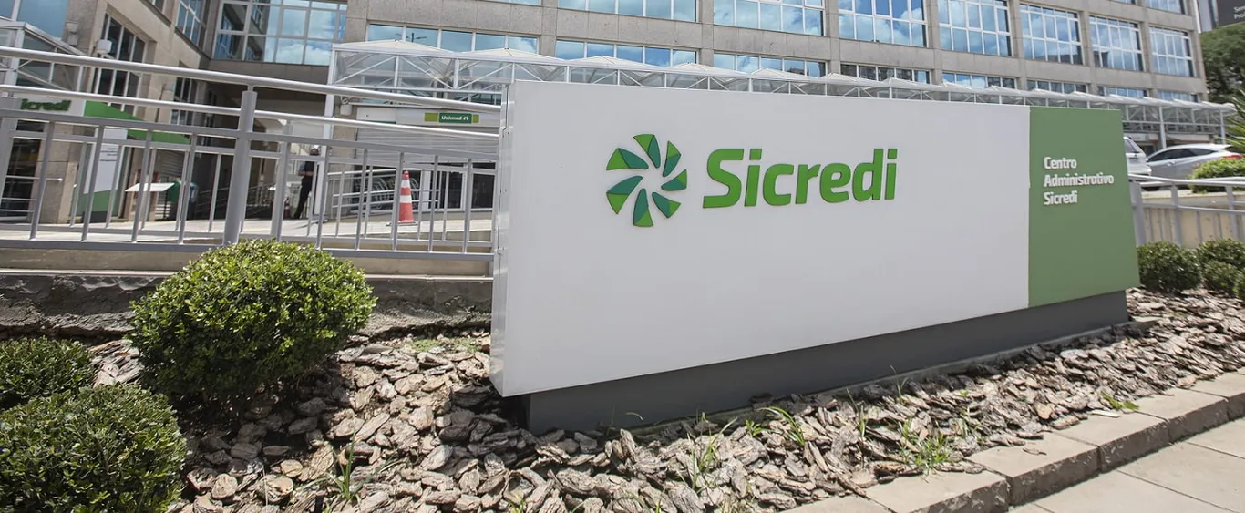  sicredi_entre_as_200_maiores_empresas_do_pais-7006527762618671331-7067761431803424842.png 