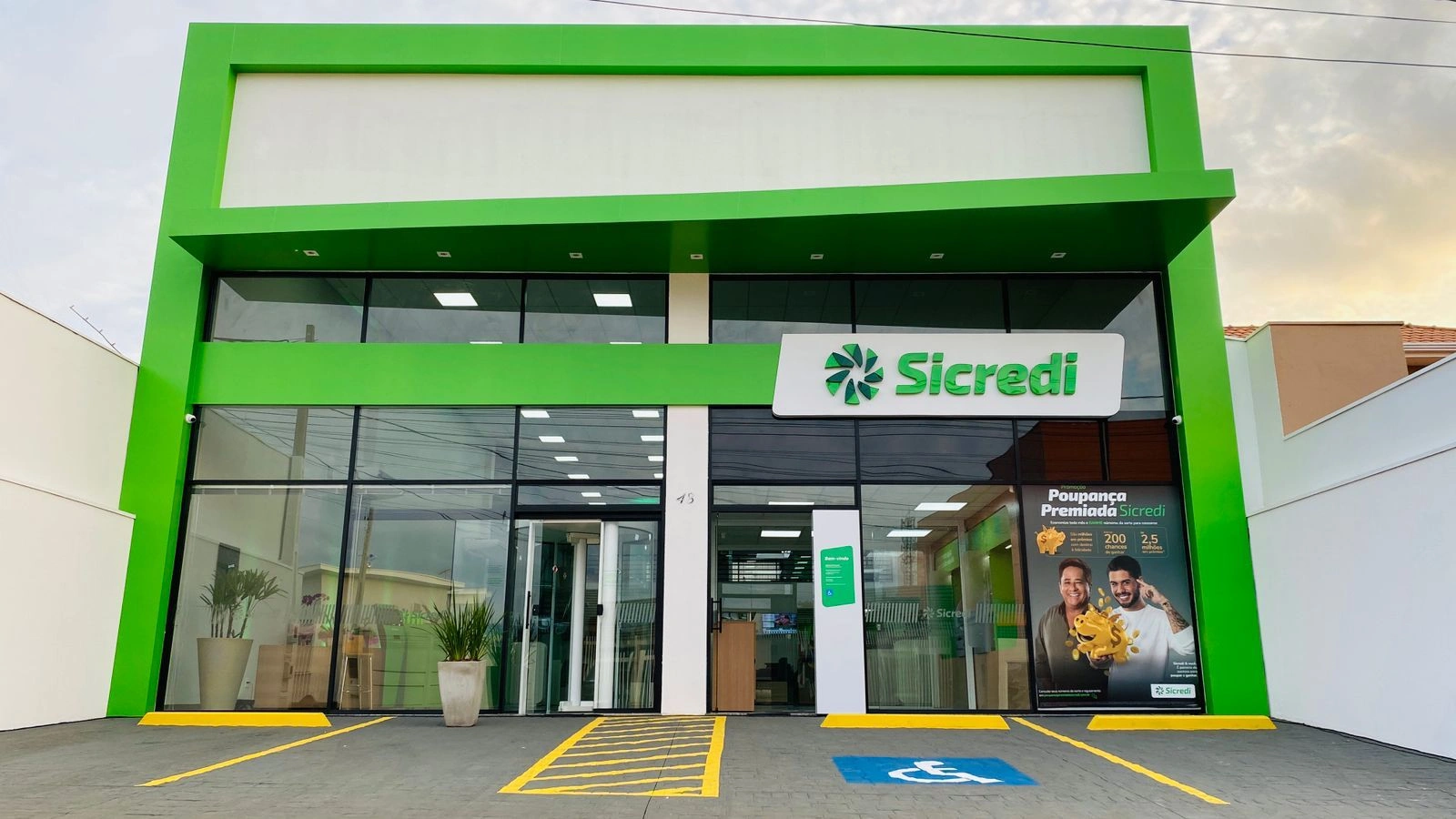  Sicredi inaugura agência em Brodowski (SP) 