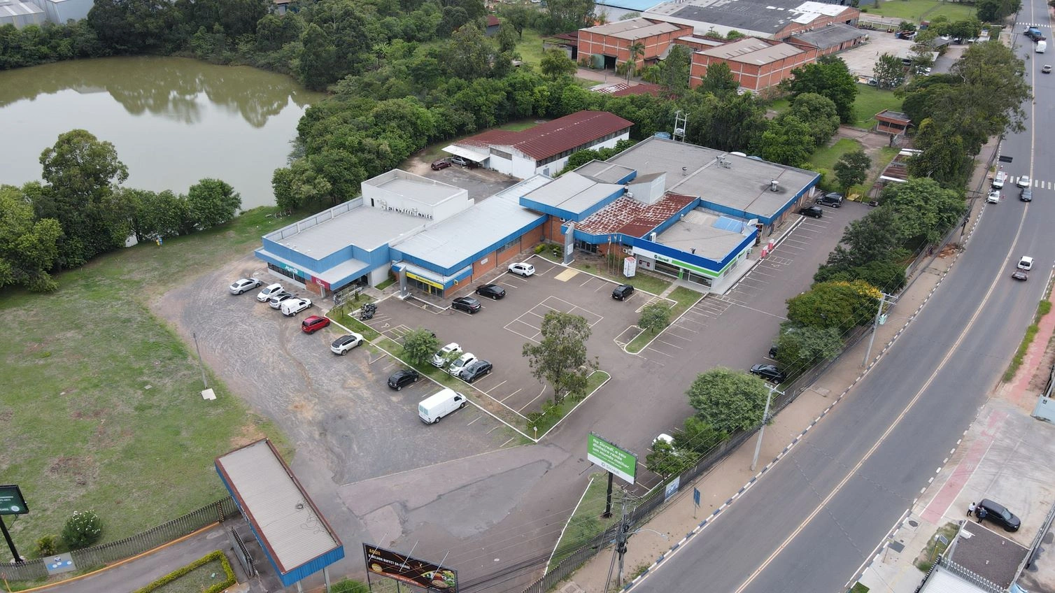  Aérea Fachada Agência CIC Cachoeirinha.jpg 