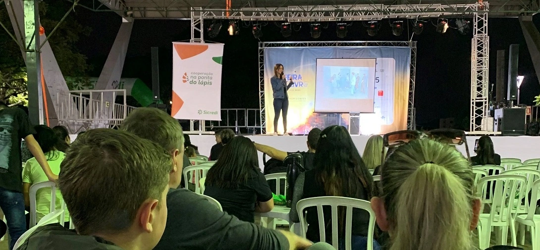  Feira do LIvro1.jpg 