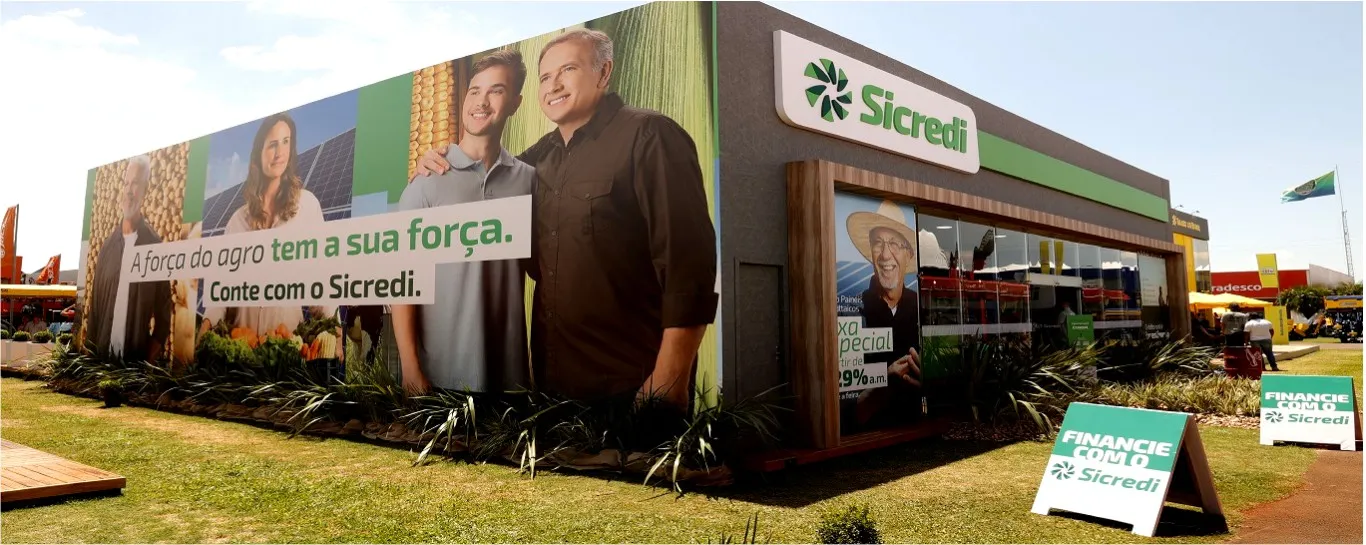  8. Show Rural.jpg 