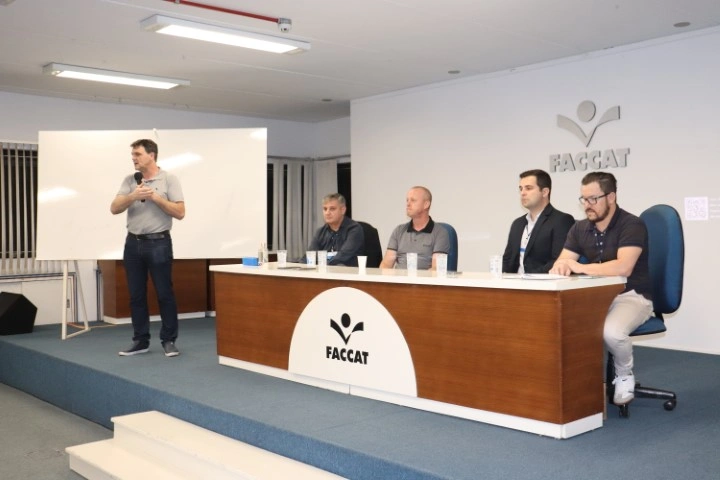  educação financeira 1 (Pequeno).jpg 