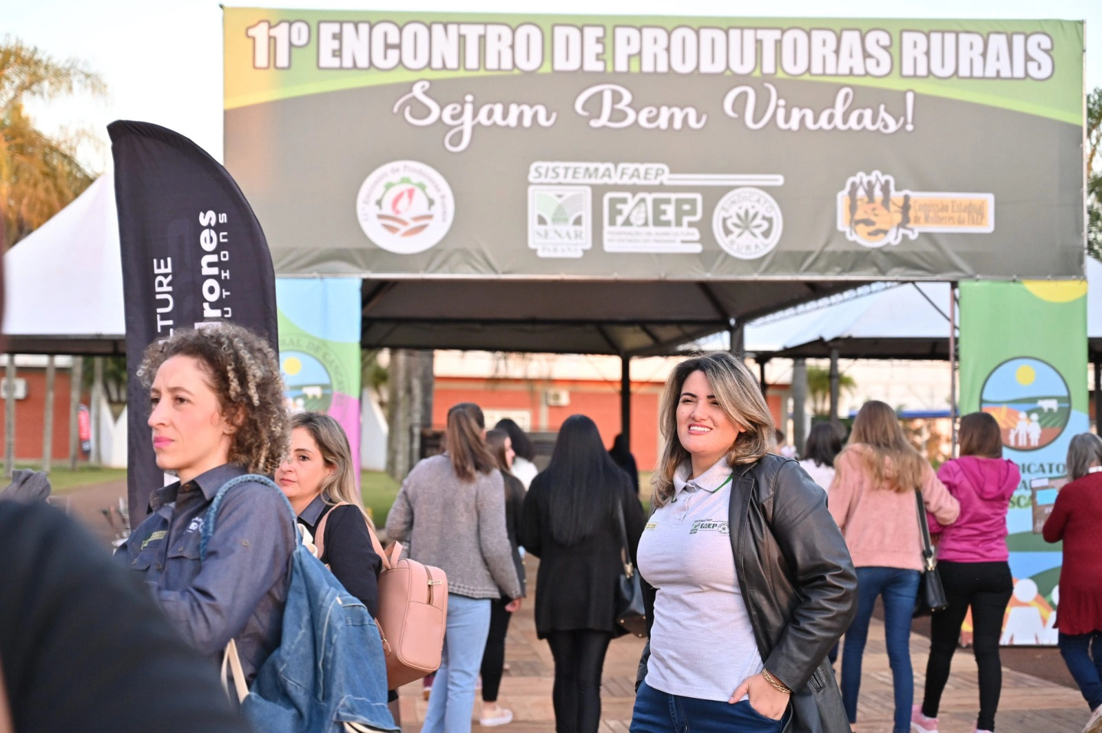  FOTO-02---CASCAVEL---11-ENCONTRO-DE-PRODUTORAS-RURAIS--002.jpg 