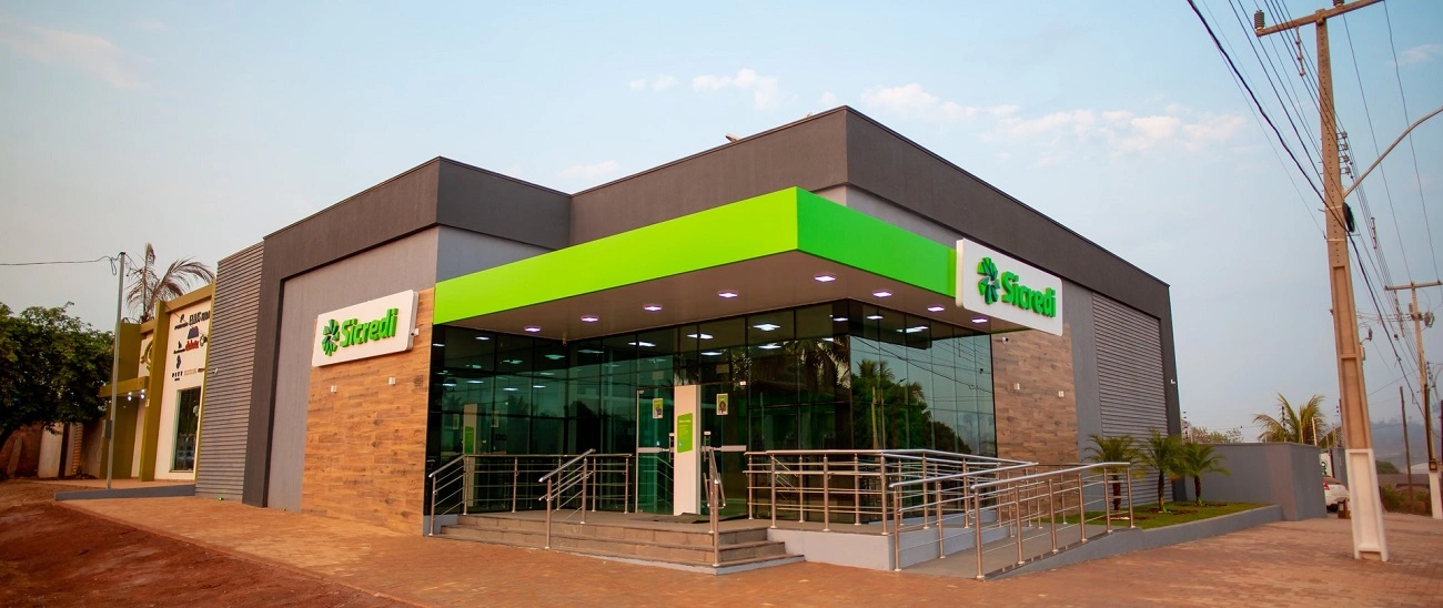 release Moraes ALmeida.jpg