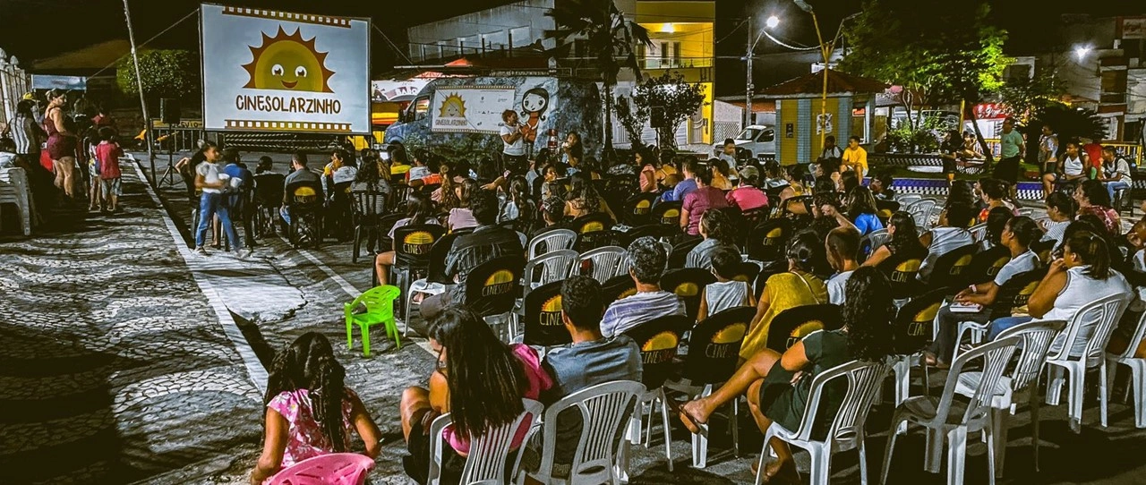  cine-solar-praça.jpg 