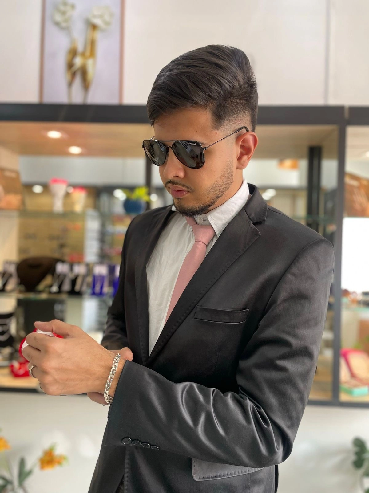 Associado Kessi Dionne.JPG