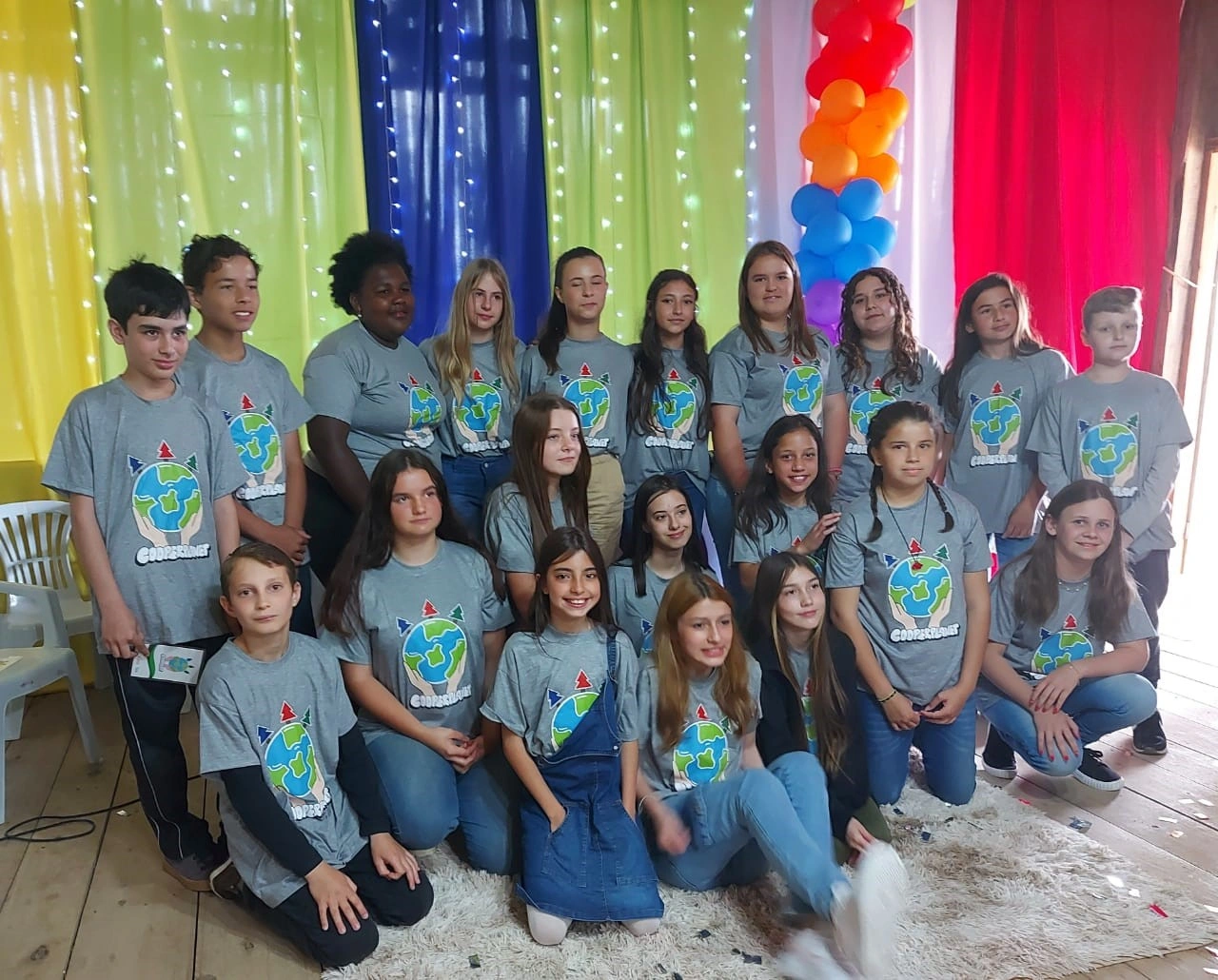  Alunos sócio fundadores da Cooperplanet.jpg 