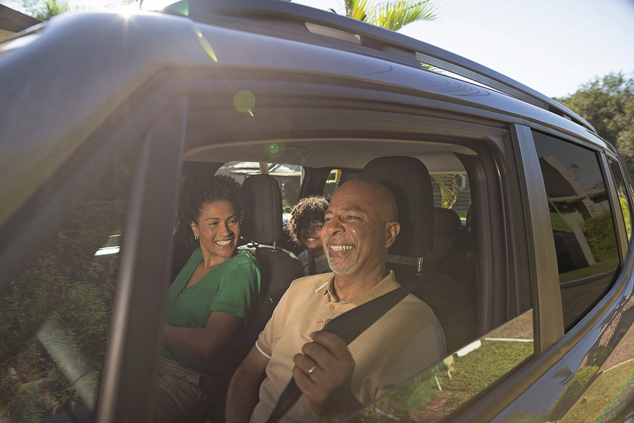  53367-nacional-imagem-pf-automovel-cmyk-banco-de-imagens_Easy-Resize.com.jpg 