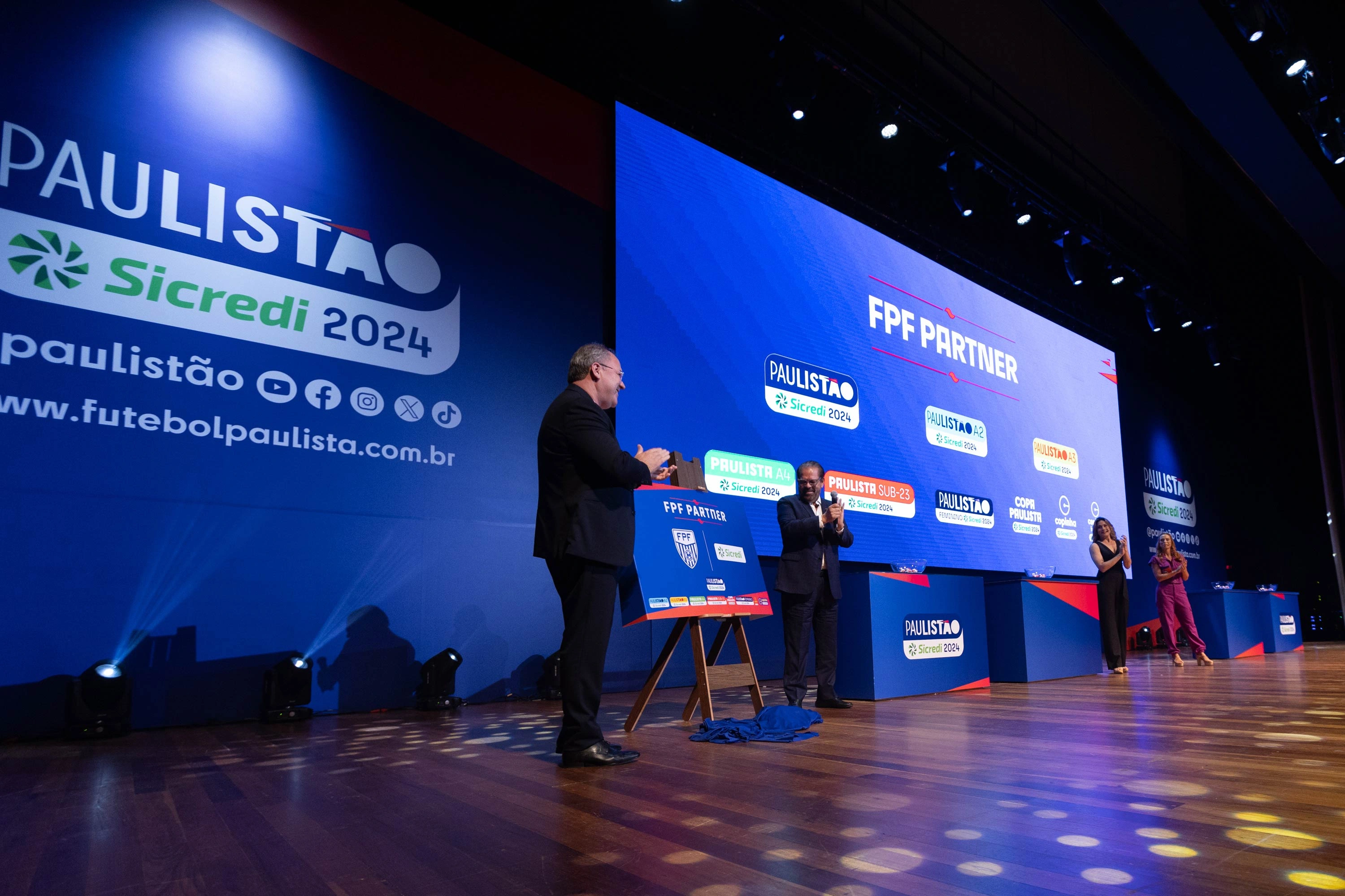  Foto-2--Sorteio-Paulistao-Sicredi-Credito-foto-Rebeca-Reis-Ag-Paulistao--1-.jpg 