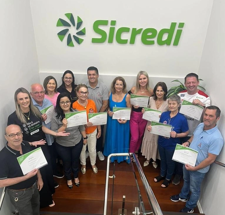 Entregas do Invista no Bem na agência Ijuí Centro.jpg