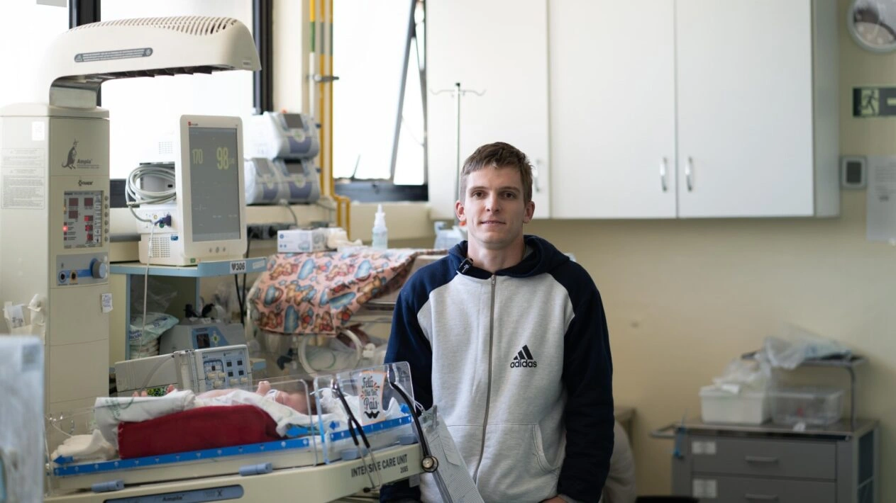 Alvorada - Bomba de seringa para UTI Neo do Hospital de Alvorada  família prematuro.jpg