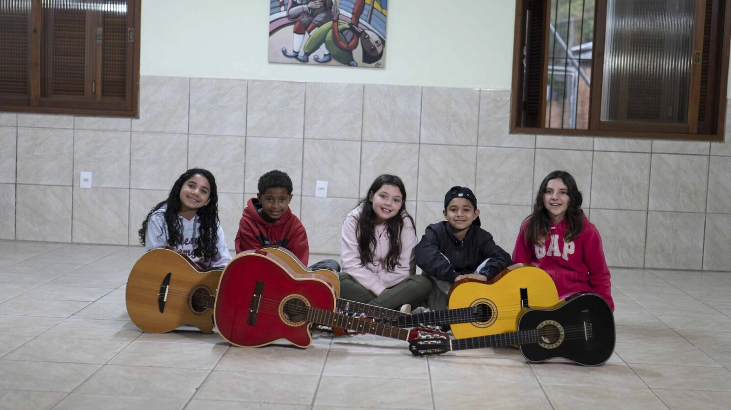 Porto Alegre - Associação Instrução Educação e Caridade - Música Orquestrando paz e vidas  (3).jpg