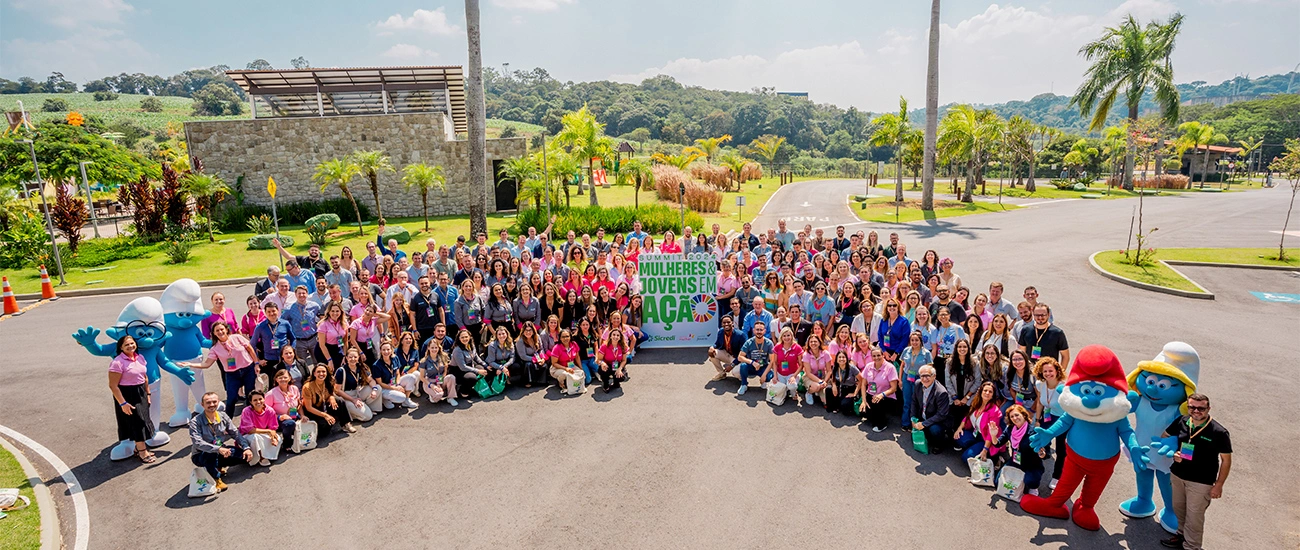  O Summit 2024 foi um convite para tornar os participantes catalisadores de mudança positiva nas comunidades onde o Sicredi atua 