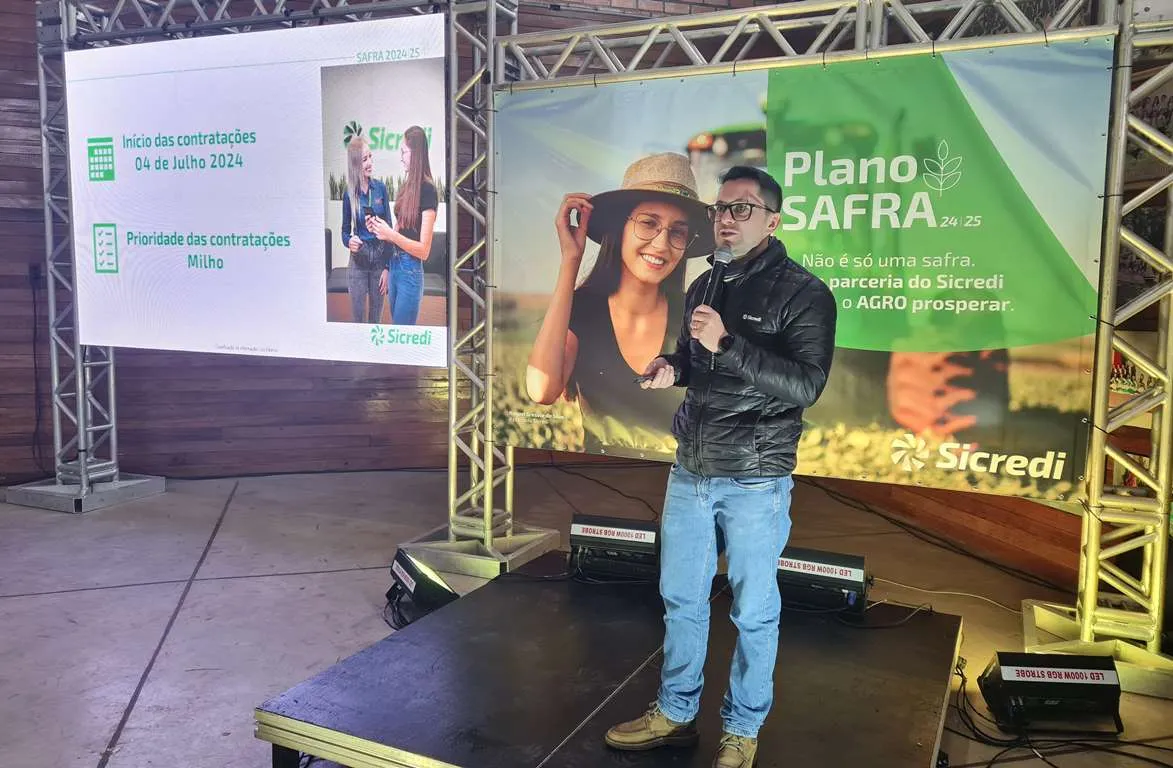  flavio-do-rosário_gerente-ciclo-de-credito.jpg 