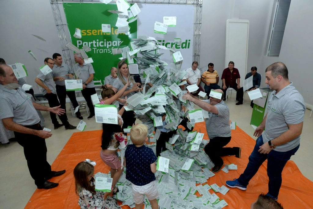  sorteio-final-da-promocao-coopere-e-ganhe-da-sicredi-cooperacao-rssc-sera-na-proxima-sexta-feira-dia-29-3-1024x683.jpg 