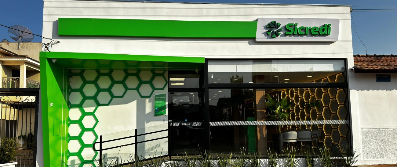 Fachada da Agência Sicredi Arapuá