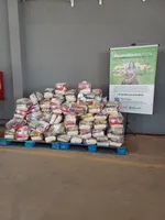 Doação de alimentos assembleia.jpg