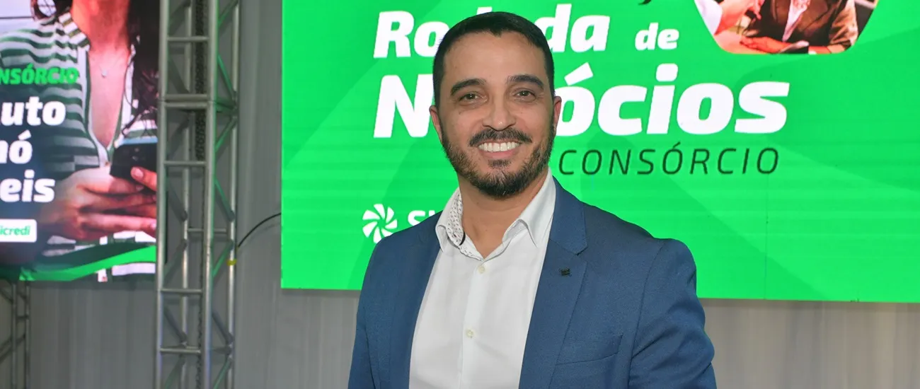  A área de desenvolvimento da sede e suas agências liderado pela GRD RS, Cátia da Silveira Fernandes e contou com o trabalho do especialista em negócios do CAS, Diego Azevedo 