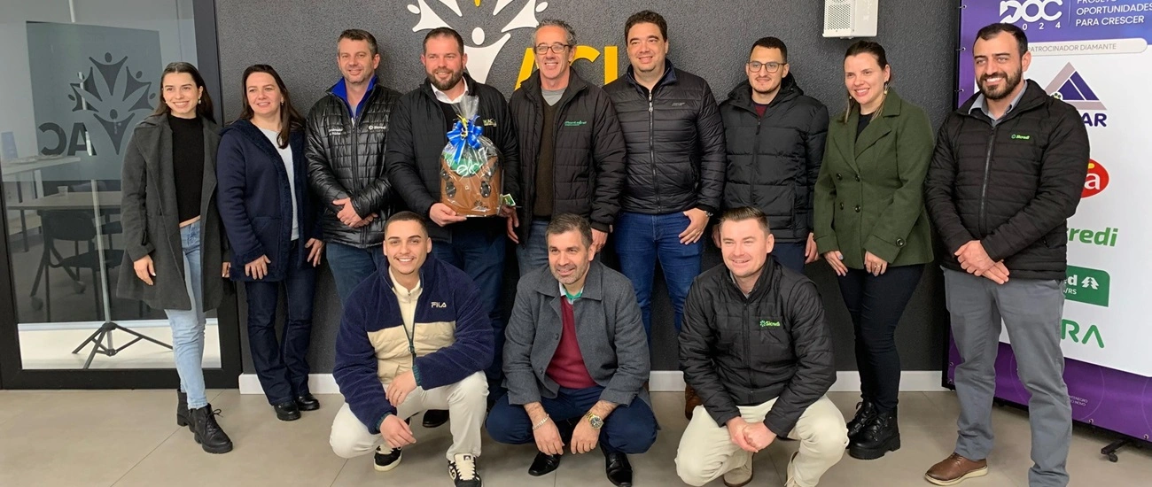  O projeto Eco Pila em Soledade/RS é uma iniciativa do Núcleo de Jovens Empreendedores da ACIS, com o apoio da Sicredi Botucaraí RS/MG, da Prefeitura de Soledade, do Comércio de Sucatas Soledade e da empresa Supra. 