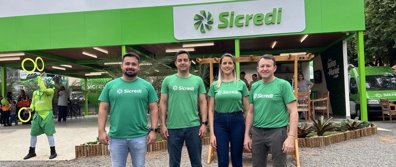 Equipe da cooperativa de Muriaé/MG se fez presente durante a feira 