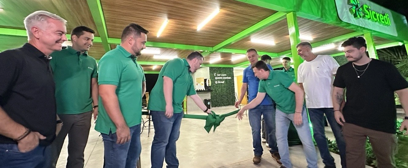  O estande foi inaugurado na noite da quinta-feira, dia 05. 