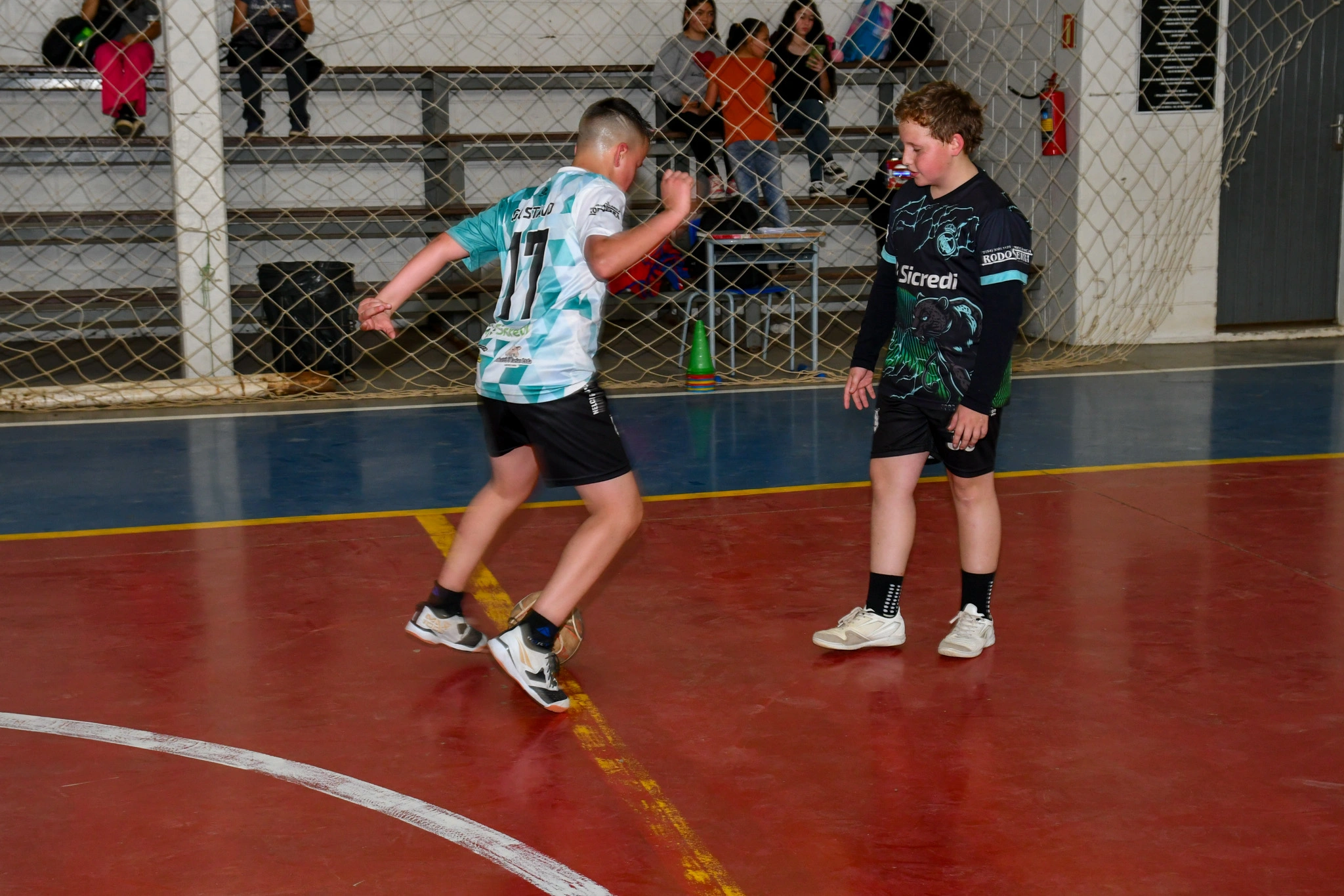  Time de Pouso Novo preparados para jogo de Futsal 
