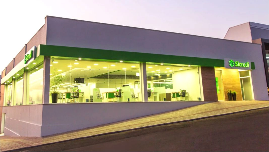 fachada agencia Ampere PR