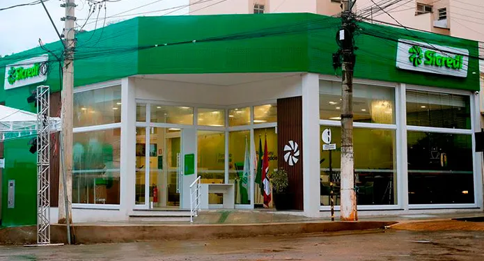  Fachada da Agência de Astolfo Dutra da Sicredi Botucaraí RS/MG 