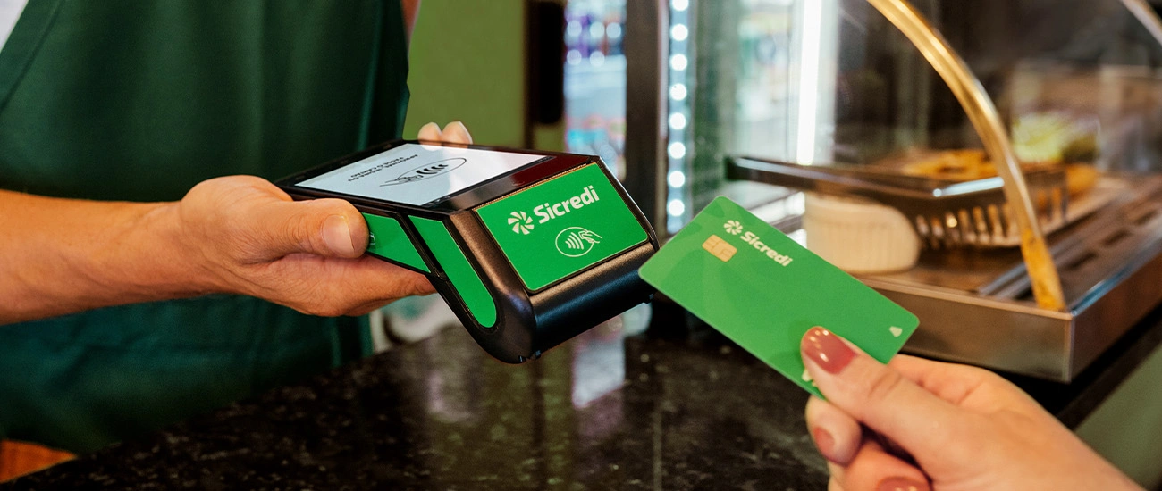  Maquininhas do Sicredi têm alta de 92,2% em transações durante a Black Friday 