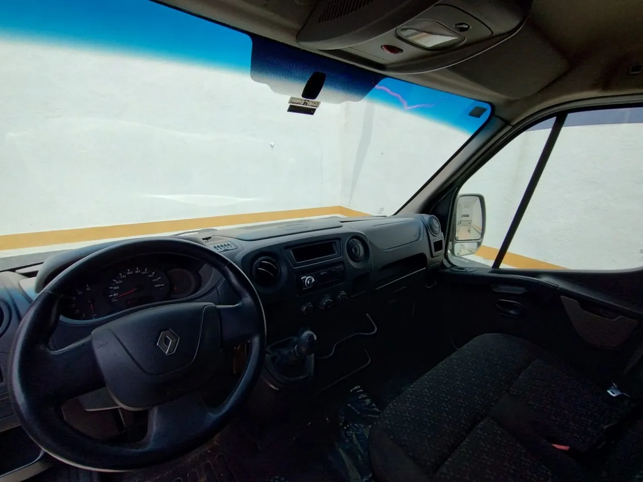  Interno frente_Easy-Resize.com.jpg 