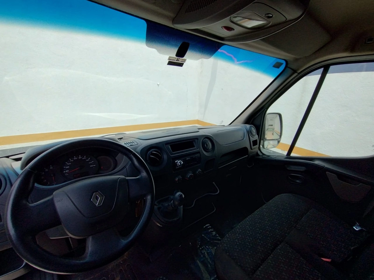  Interno frente_Easy-Resize.com.jpg 