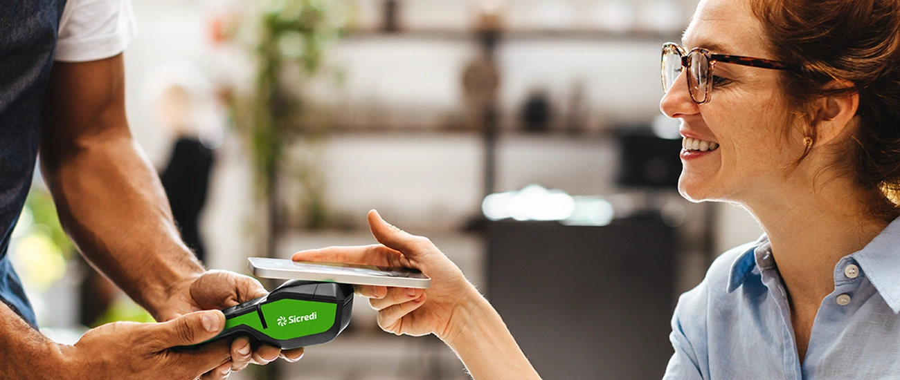  A solução já pode ser utiliza pelos associados para recebimento em nossas máquinas de cartão, assim como para pagamentos via carteira digital Google Pay. 