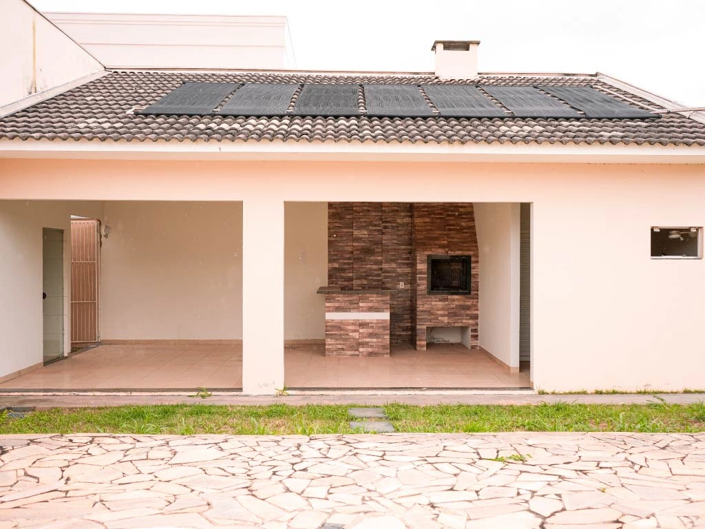  Lote 15, quadra 95, Rua Bento Gonçalves nº. 1.490, Lote com 600 metros e casa com 203,36 metros c/ piscina, Bairro Jardim Riva, Primavera do Leste-MT 