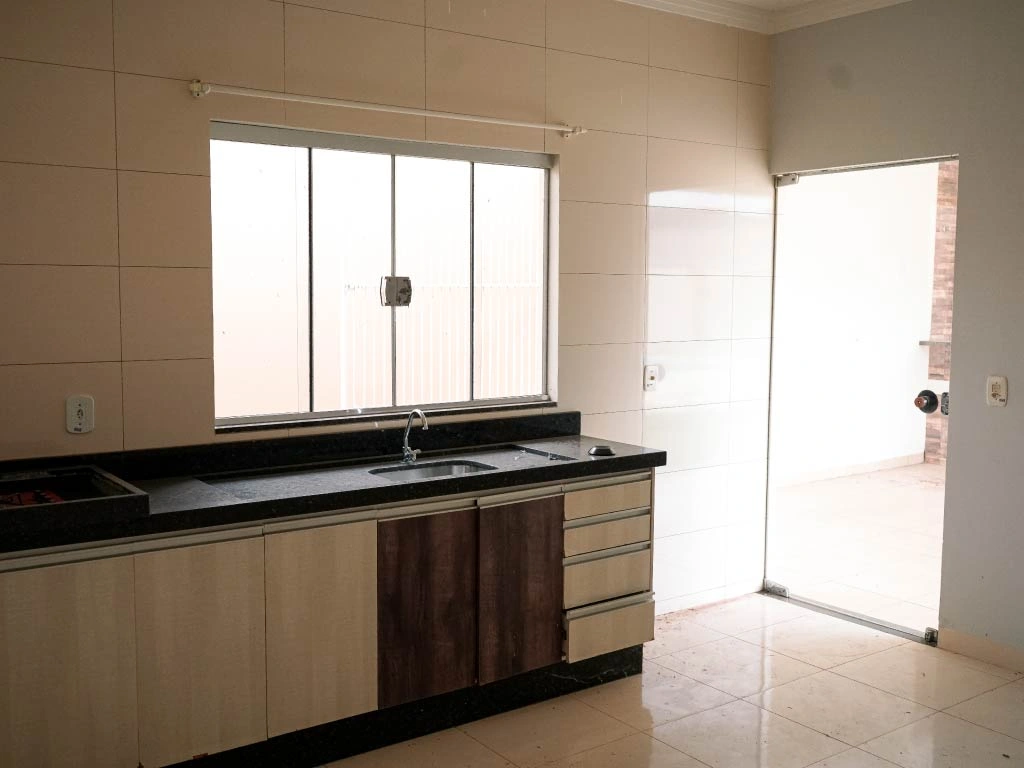  Lote 15, quadra 95, Rua Bento Gonçalves nº. 1.490, Lote com 600 metros e casa com 203,36 metros c/ piscina, Bairro Jardim Riva, Primavera do Leste-MT 