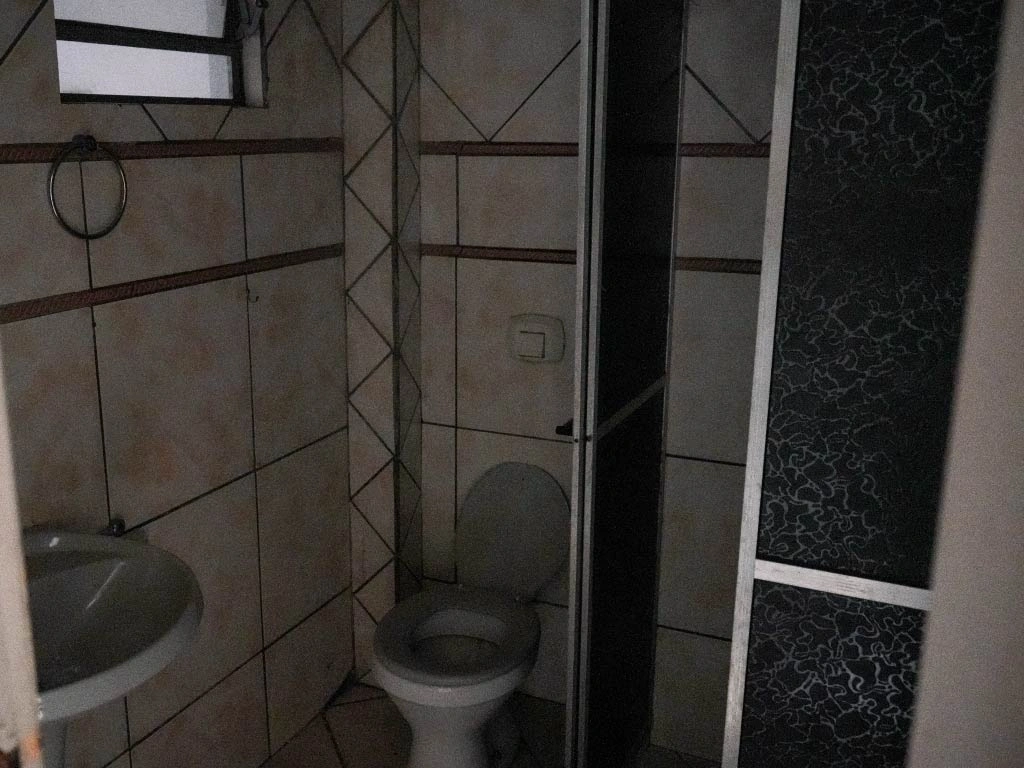  lote 22A, quadra 08, AV. DOS TRABALHADORES, Nº39, lote com 137,50 metros e sobrado com 140 metros, BAIRRO: JARDIM VENEZA, PRIMAVERA DO LESTE/MT 