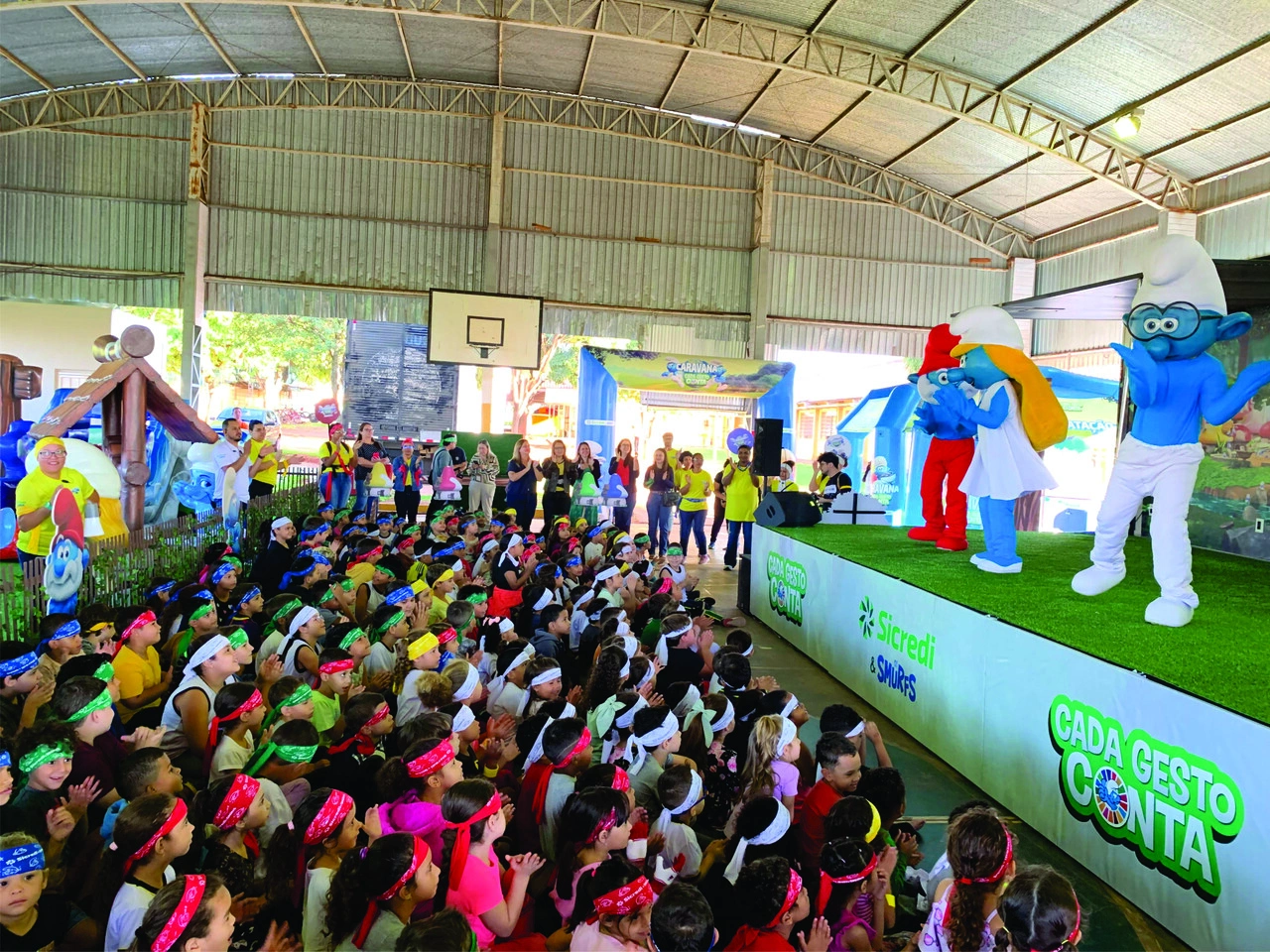  Sicredi & Smurfs (16)_Easy-Resize.com.jpg 