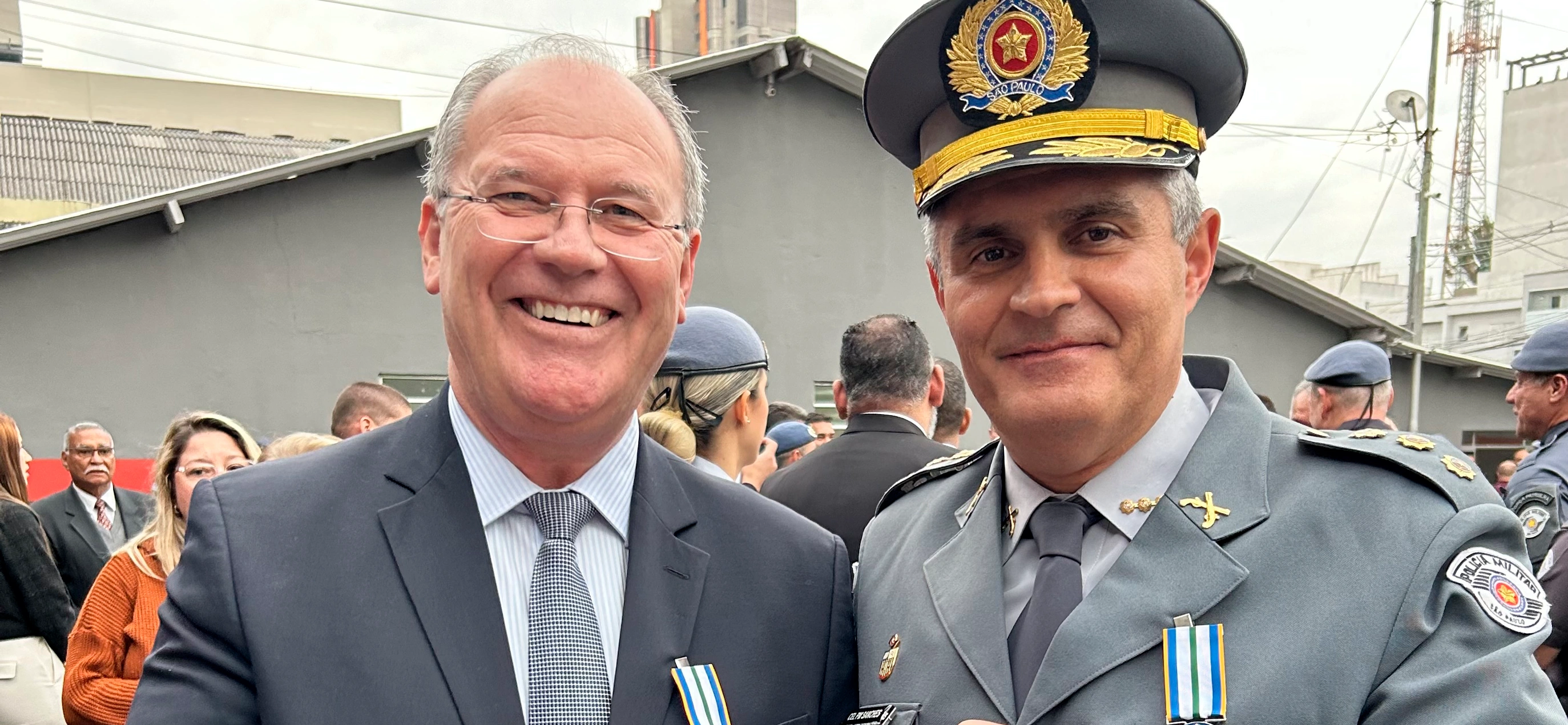  Sicredi Vale do Piquiri é homenageada pela Polícia Militar em Santo André (SP) por sua atuação em prol da região 