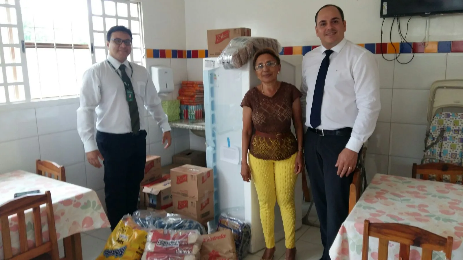  SICREDI FAZ SEU NATAL PRESENTE - JULIO DE CASTILHO_0.jpg 