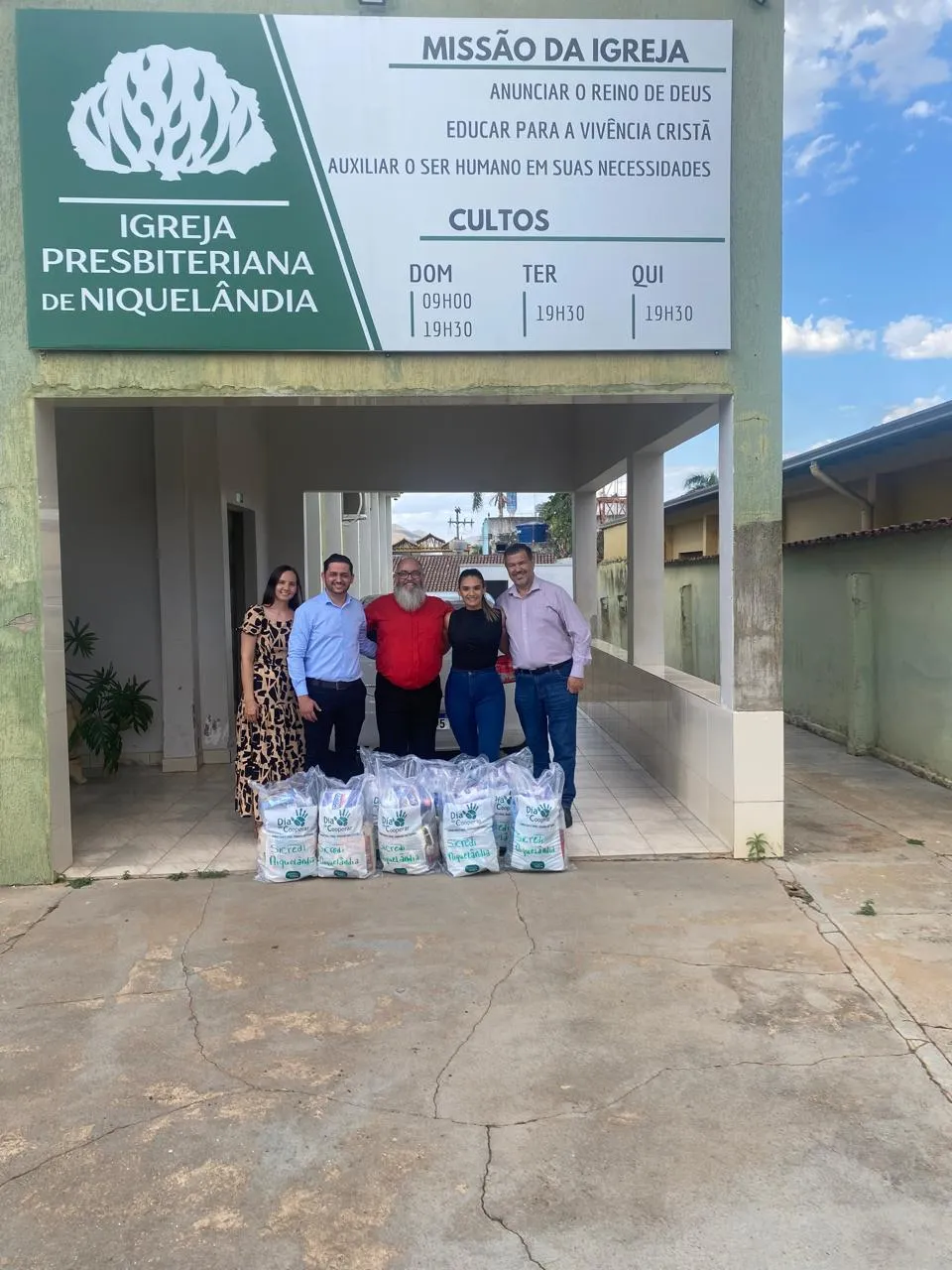  Igreja presbiteriana Niquelandia.jpg 