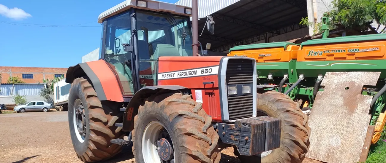  TRATOR MASSEY FERGUSON 650 